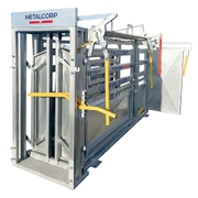 Classic Plus® Cattle Crush